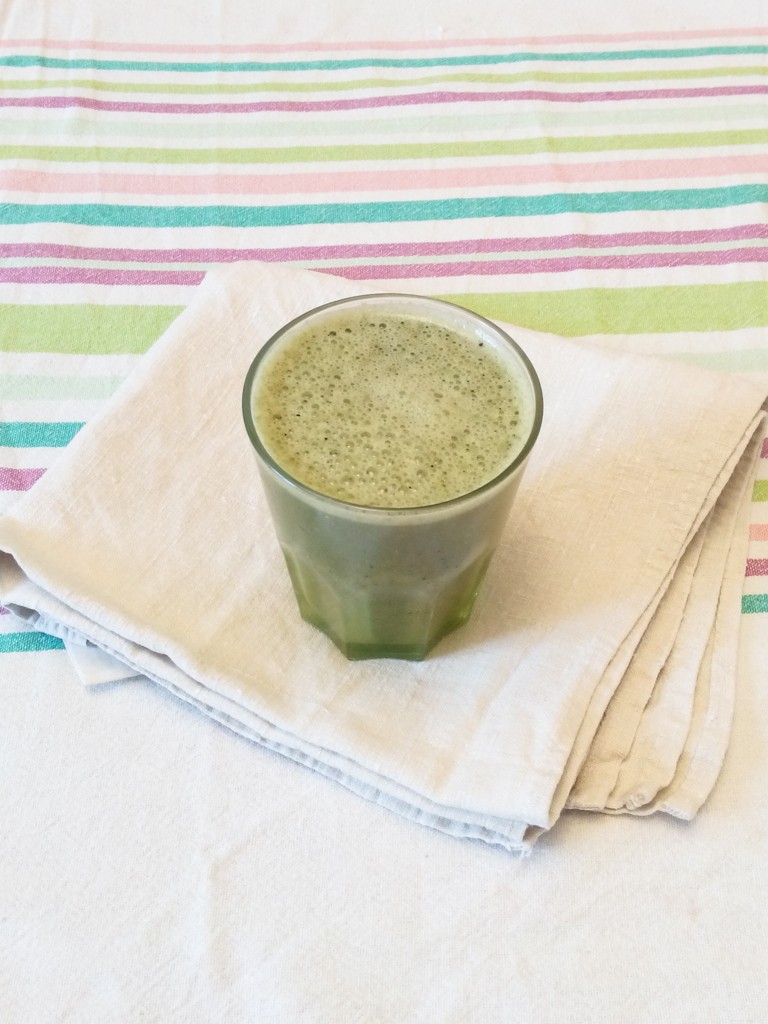 Smoothie breakfast au thé matcha